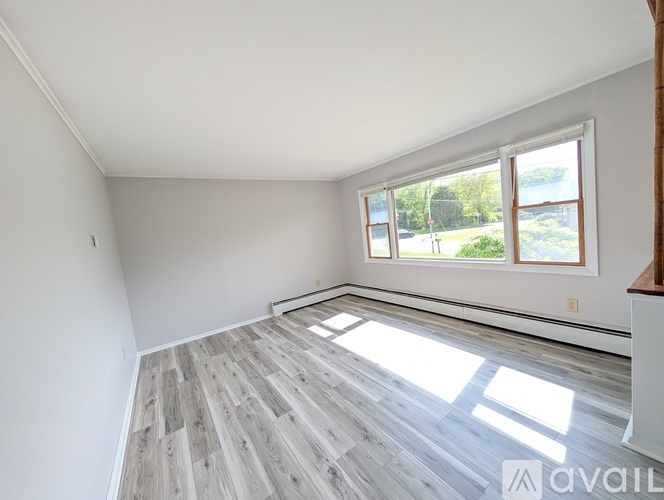 1 Islanda Ct 3 Beds Single Family Home for Rent - Photo gallery 4