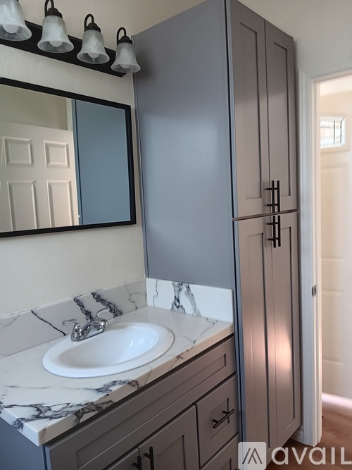 3919 Fernwood Ave 2 Beds Apartment for Rent - Photo gallery 2