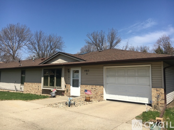 4913 W Kirkwood Cir 1 Apartment for Rent - Photo gallery 1
