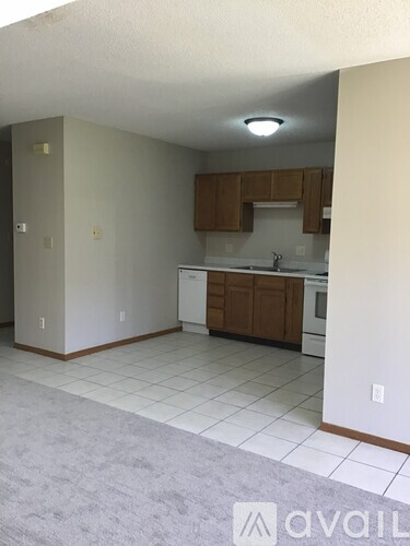 4913 W Kirkwood Cir 1 Apartment for Rent - Photo gallery 4