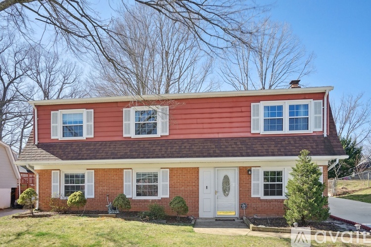 13908 Mattapony Dr 4 Beds Single Family Home for Rent - Photo gallery 1