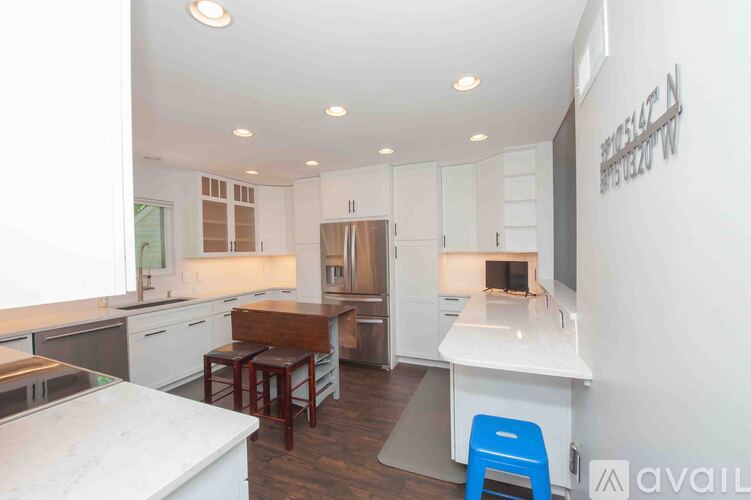 973 Hollow Creek 4 Beds Single Family Home for Rent - Photo gallery 5