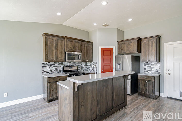 3688 N Rain Tree St 5 Beds Single Family Home for Rent - Photo gallery 2