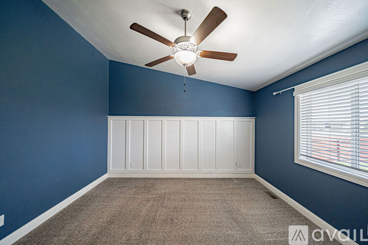 3688 N Rain Tree St 5 Beds Single Family Home for Rent - Photo gallery 5