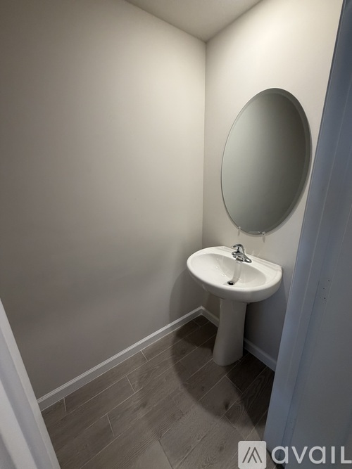 478 Salisbury Circle 3 Beds Single Family Home for Rent - Photo gallery 3