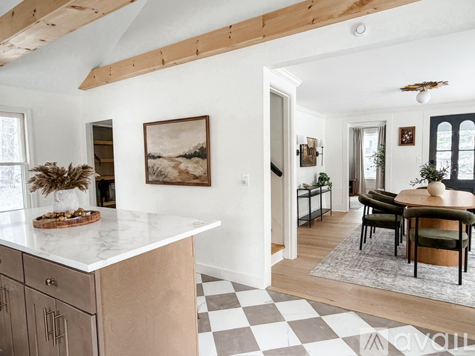 75 South St 3 Beds Single Family Home for Rent - Photo gallery 3
