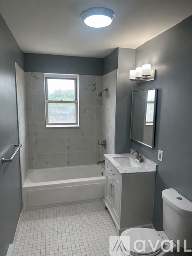 19 Lyons Avenue 1 Condo for Rent - Photo gallery 1