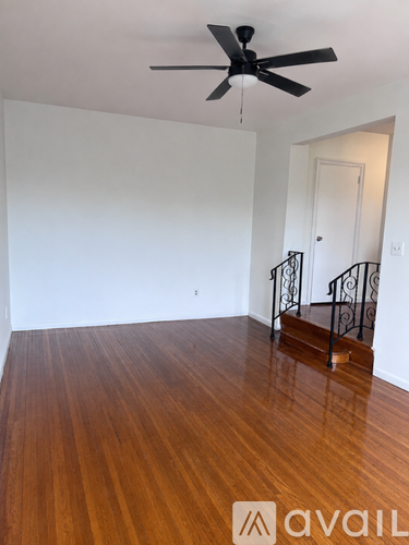19 Lyons Avenue 1 Condo for Rent - Photo gallery 3