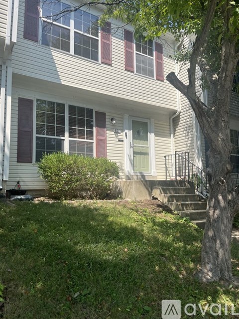 838 Smartts Lane Northeast 3 Beds Apartment for Rent