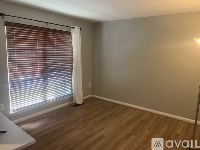 838 Smartts Lane Northeast 3 Beds Single Family Home for Rent - Photo gallery 3