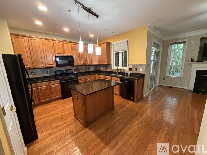 20116 Macintosh Lane 3 Beds Townhouse for Rent - Photo gallery 4
