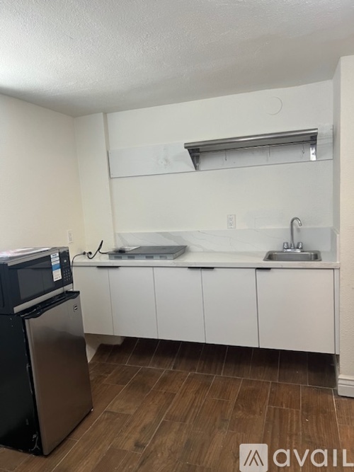 421 B St 1 Apartment for Rent - Photo gallery 4