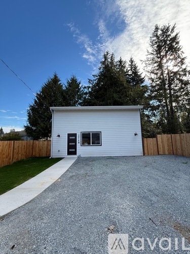 7216 Beverly Ln 3 Beds Townhouse for Rent - Photo gallery 1