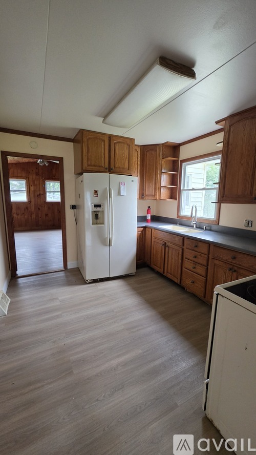 21 Long Dr 4 Beds Single Family Home for Rent - Photo gallery 2