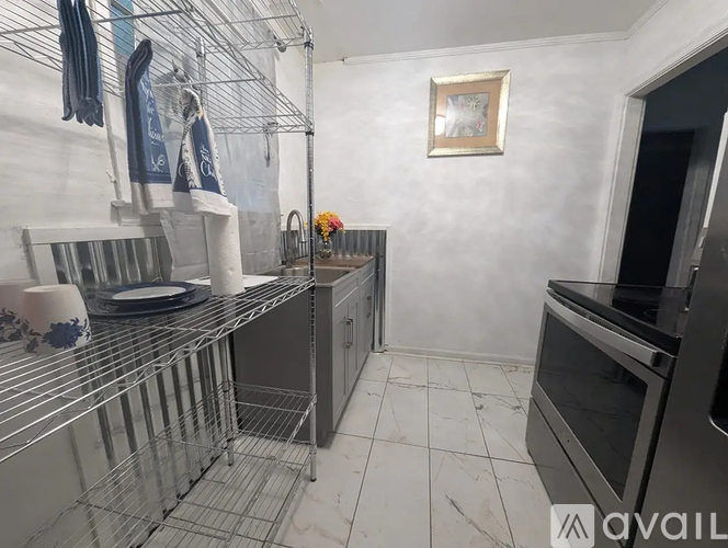 2115 Hazelhurst Ave 2 Beds Apartment for Rent - Photo gallery 2