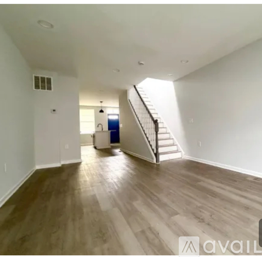 608 Oldham Street 4 Beds Townhouse for Rent - Photo gallery 2