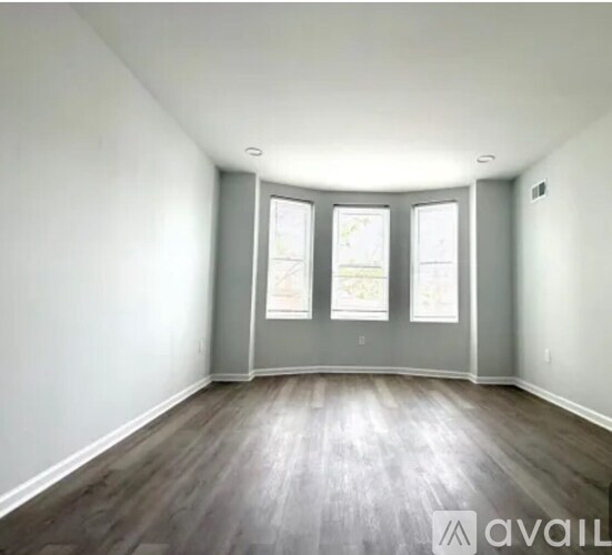 608 Oldham Street 4 Beds Townhouse for Rent - Photo gallery 3