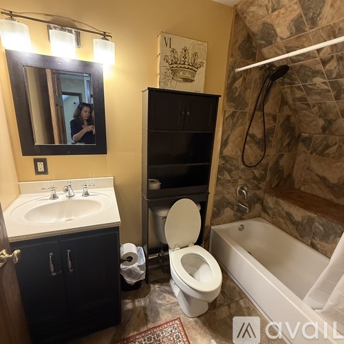 5028 17th Ave 1 Apartment for Rent - Photo gallery 4