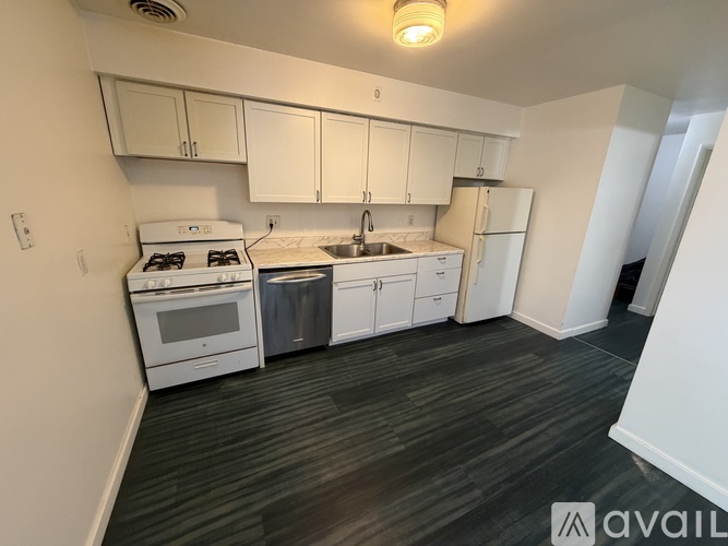 3311 Fremont Ave N 1 Apartment for Rent - Photo gallery 4