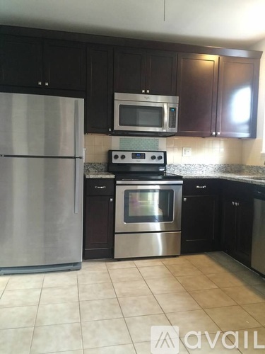 40 Mclaren Street 3 Beds Apartment for Rent - Photo gallery 2