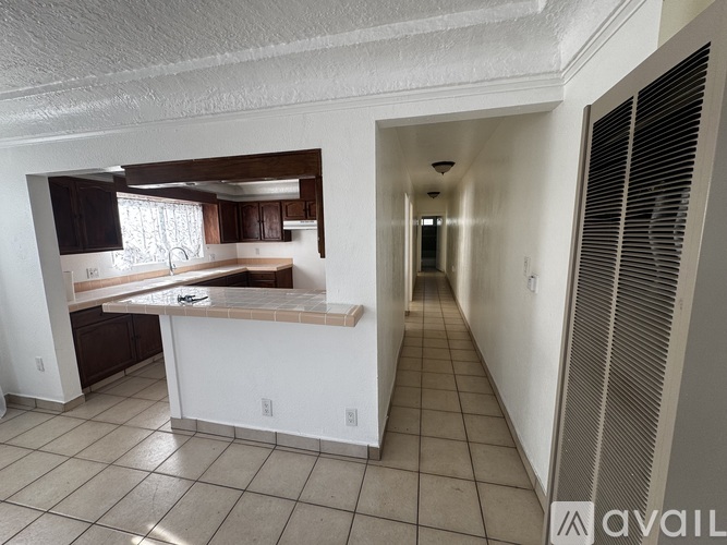 1307 West 56th Street 2 Beds Single Family Home for Rent - Photo gallery 5