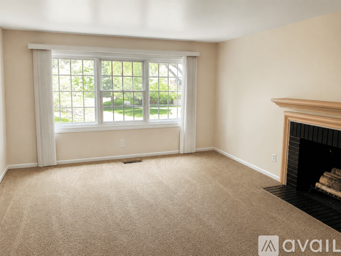 350 Billingsgate Ct 2 Beds Condo for Rent - Photo gallery 3