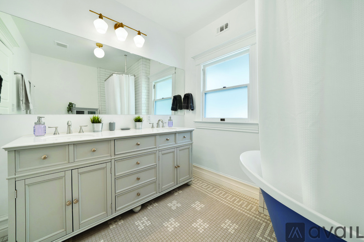 749 Columbia Avenue 1 Apartment for Rent - Photo gallery 3