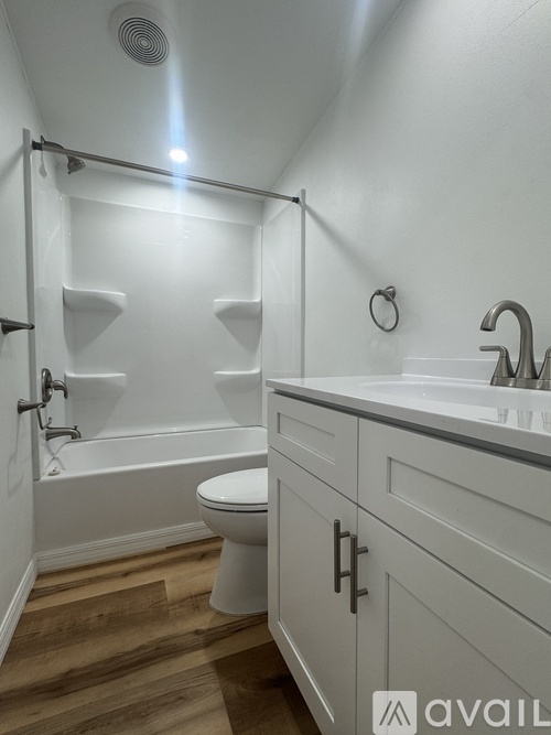 21621 Keene Rd 4 Beds Single Family Home for Rent - Photo gallery 3