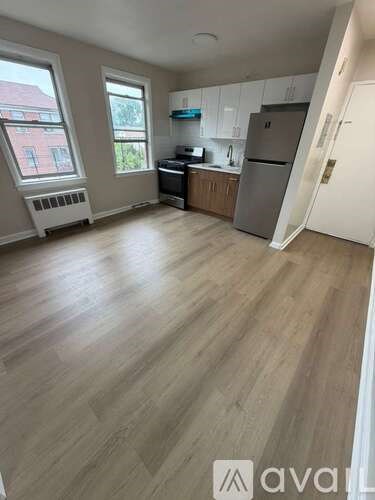 36 Irving St 2 Beds Apartment for Rent