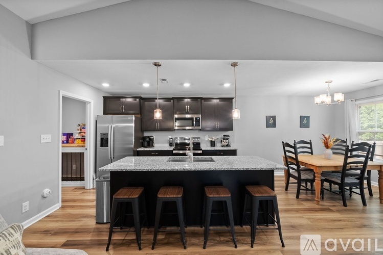 458 Mattingly Drive 3 Beds Single Family Home for Rent - Photo gallery 4