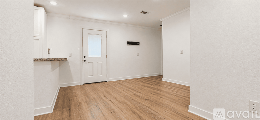 2102 Margaret St 3 Beds Apartment for Rent - Photo gallery 5