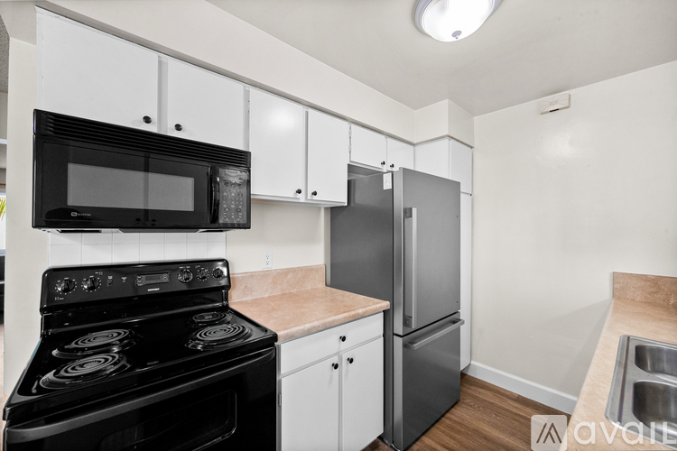 12021 Bailey St 2 Beds Apartment for Rent - Photo gallery 3