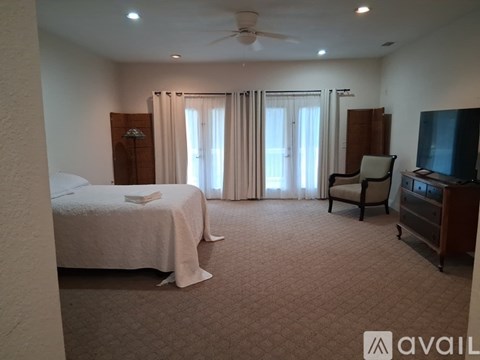 935 Anna Avenue 1 Apartment for Rent