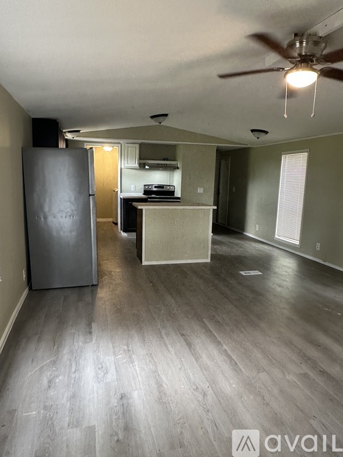 1624 FM593 3 Beds Single Family Home for Rent - Photo gallery 5