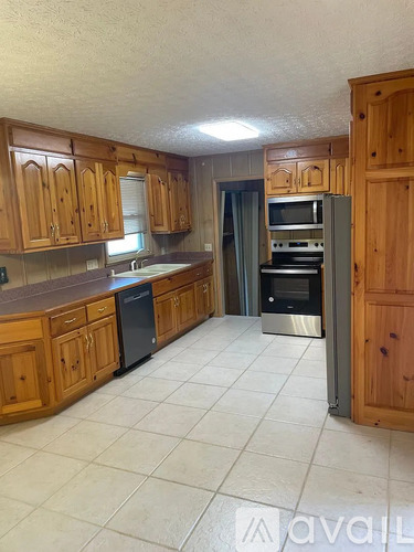619 Lynnwood Way 3 Beds Single Family Home for Rent - Photo gallery 4