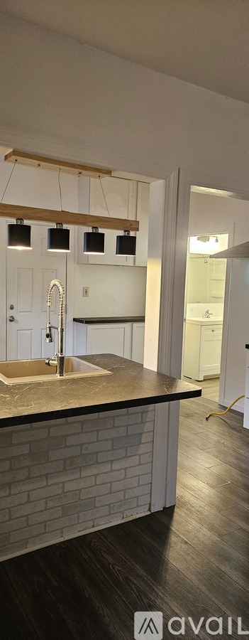 2011 Mason St 2 Beds Single Family Home for Rent - Photo gallery 2