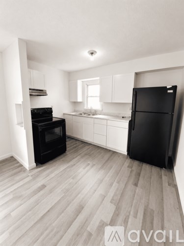 2302 Bender Ave 2 Beds Apartment for Rent