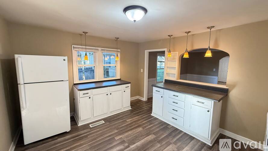 2402 15th St SW 2 Beds Single Family Home for Rent - Photo gallery 1