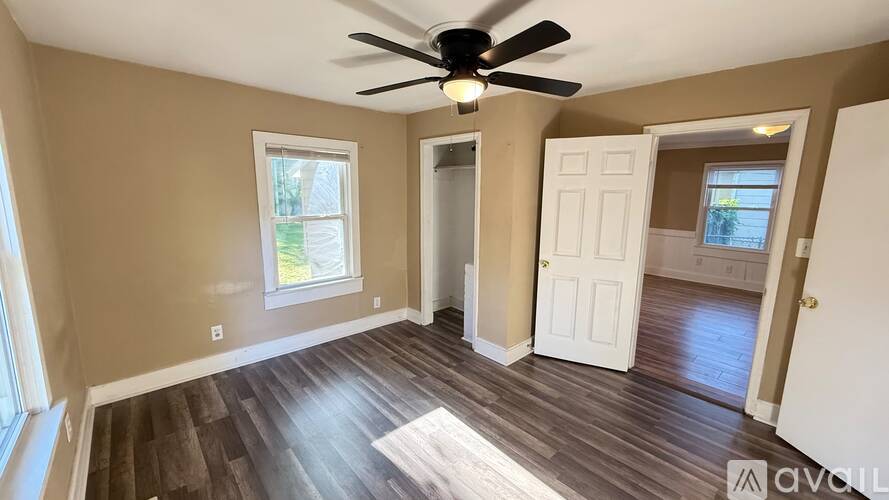 2402 15th St SW 2 Beds Single Family Home for Rent - Photo gallery 3