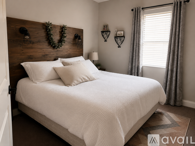 5344 North Alumni Lane 3 Beds Single Family Home for Rent - Photo gallery 2