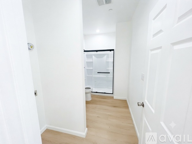 3462 Washington St 1 Apartment for Rent - Photo gallery 5