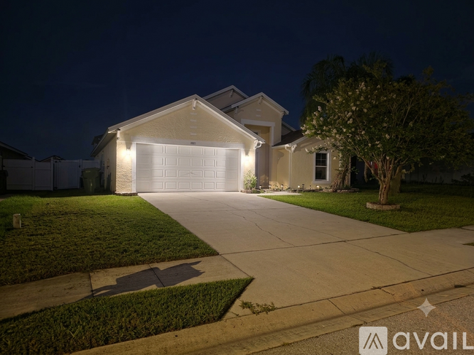 2809 Shumard Street 4 Beds Single Family Home for Rent - Photo gallery 1