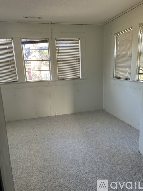 307 Columbia Road 3 Beds Single Family Home for Rent - Photo gallery 2