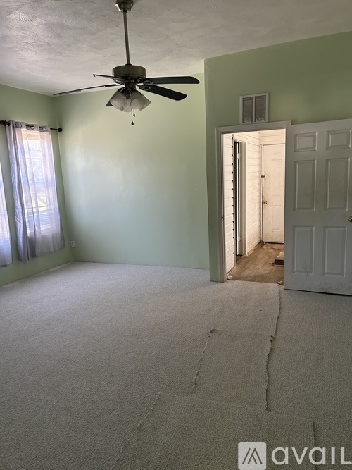 307 Columbia Road 3 Beds Single Family Home for Rent - Photo gallery 3