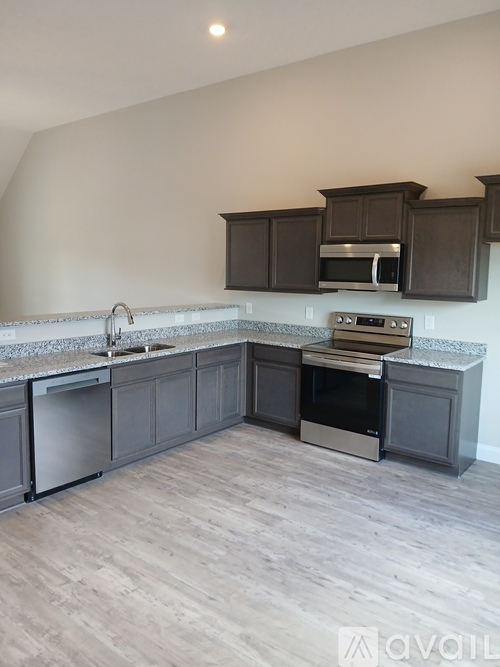 2831 Upstream Road 4 Beds Single Family Home for Rent - Photo gallery 5