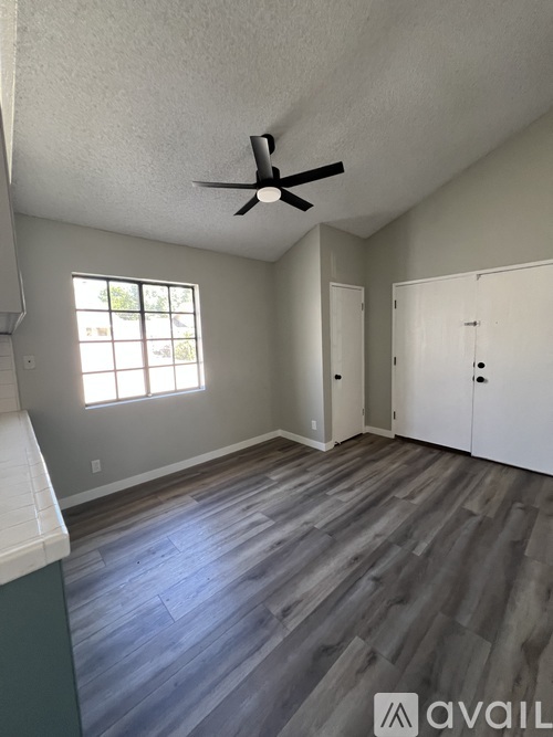 9208 Langdon Avenue 3 Beds Single Family Home for Rent - Photo gallery 5