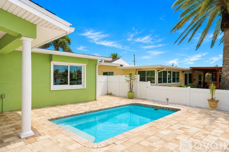 16129 4th St E 3 Beds Single Family Home for Rent - Photo gallery 2