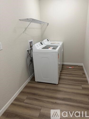 8123 Southwest 200Th Court 3 Beds Apartment for Rent