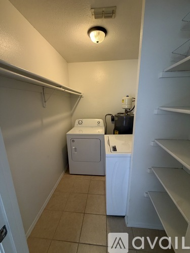 717 Angelina Lane 1 Apartment for Rent - Photo gallery 3