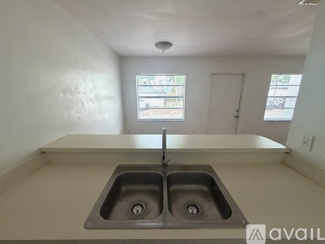 717 Angelina Lane 1 Apartment for Rent - Photo gallery 4